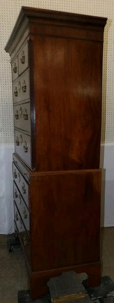 English Chest On Chest With Pull Out Silde 19thc