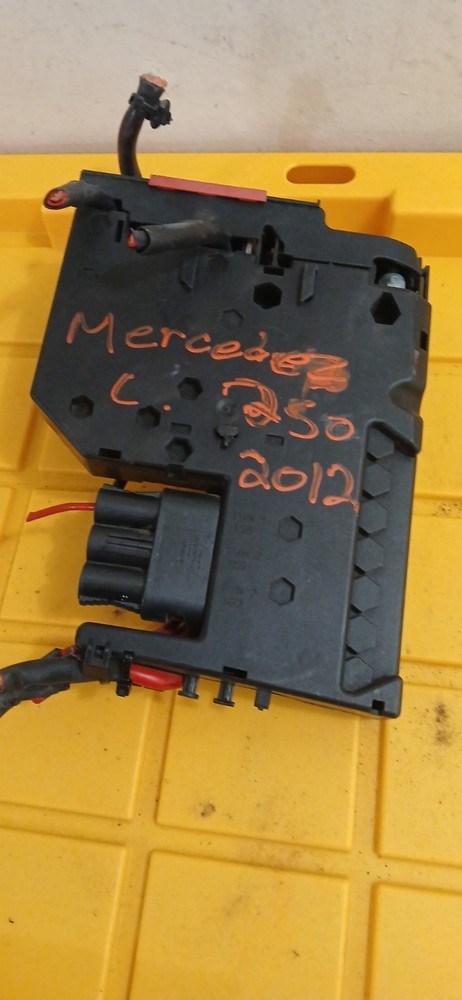 2012 Mercedes C250 Fuse Box