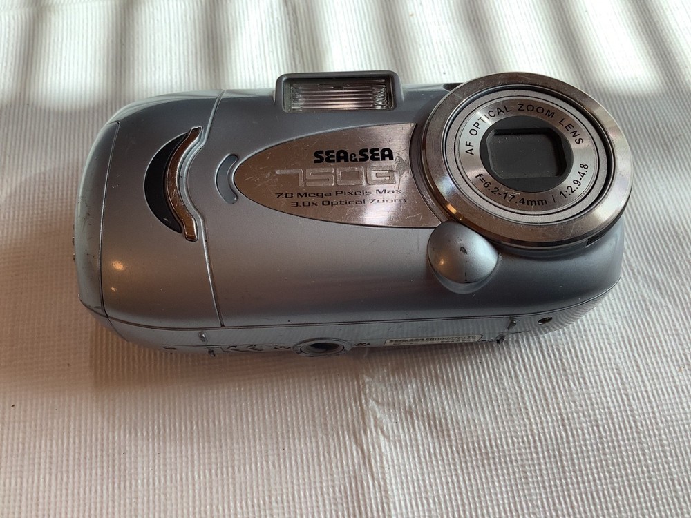 SEA&SEA 750G Underwater Camera