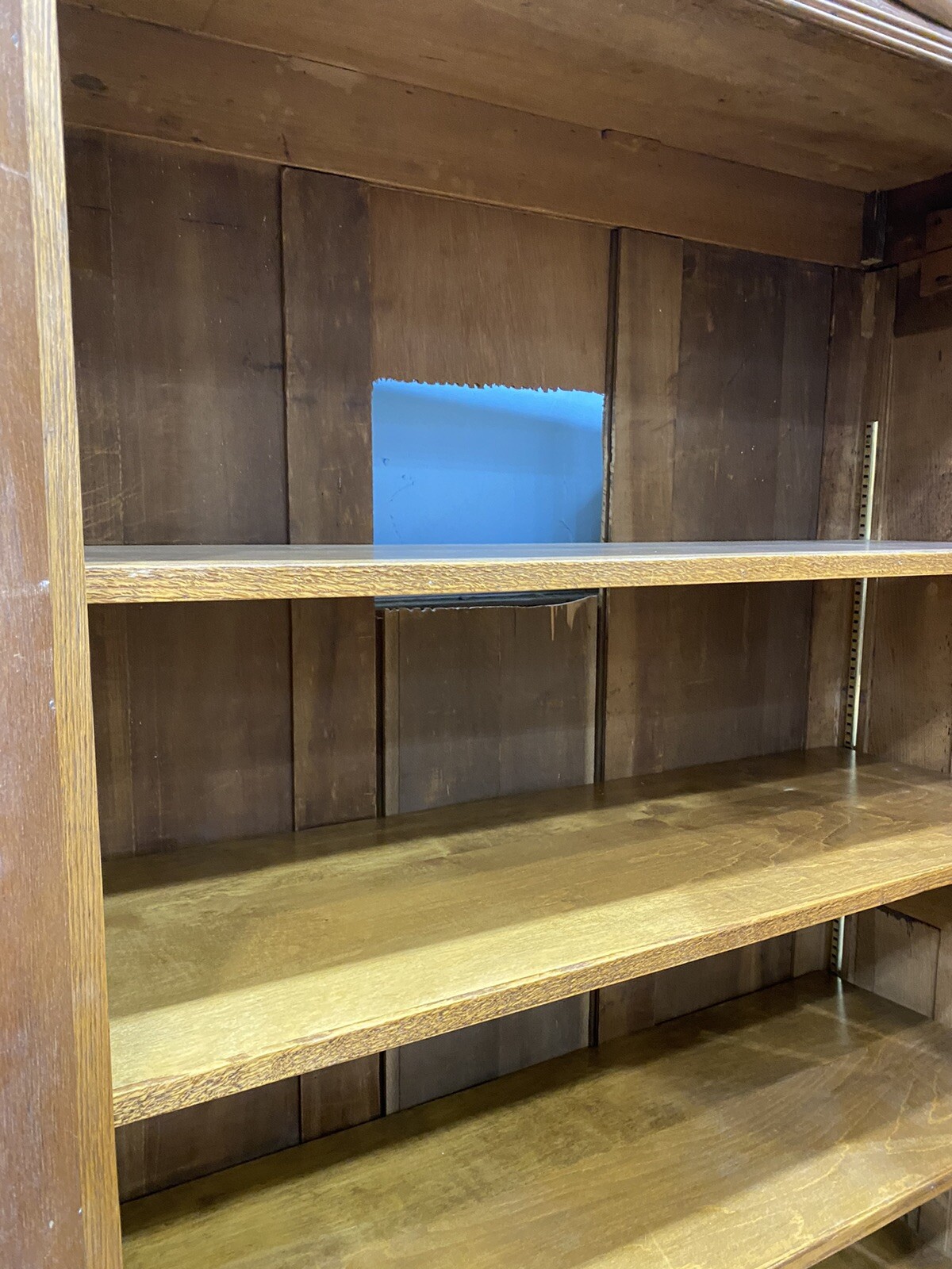 65564 Antique Victorian Oak 2 Door Wardrobe Cabinet