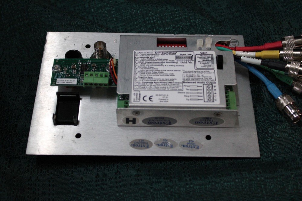 Extron 464xi DIP Switches Architectural Interface with AV Connectivity