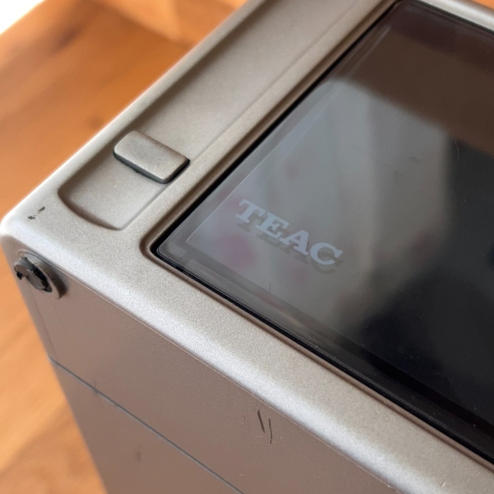 TEAC Stackable Telescoping MiniDisc Storage Unit Case Holds 32 MDs Gray #47