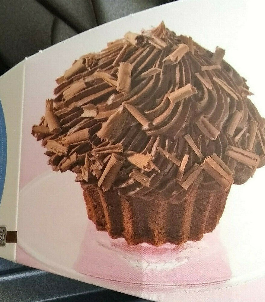 Nordic Ware Cute Cupcake Cake Pan * NEW *