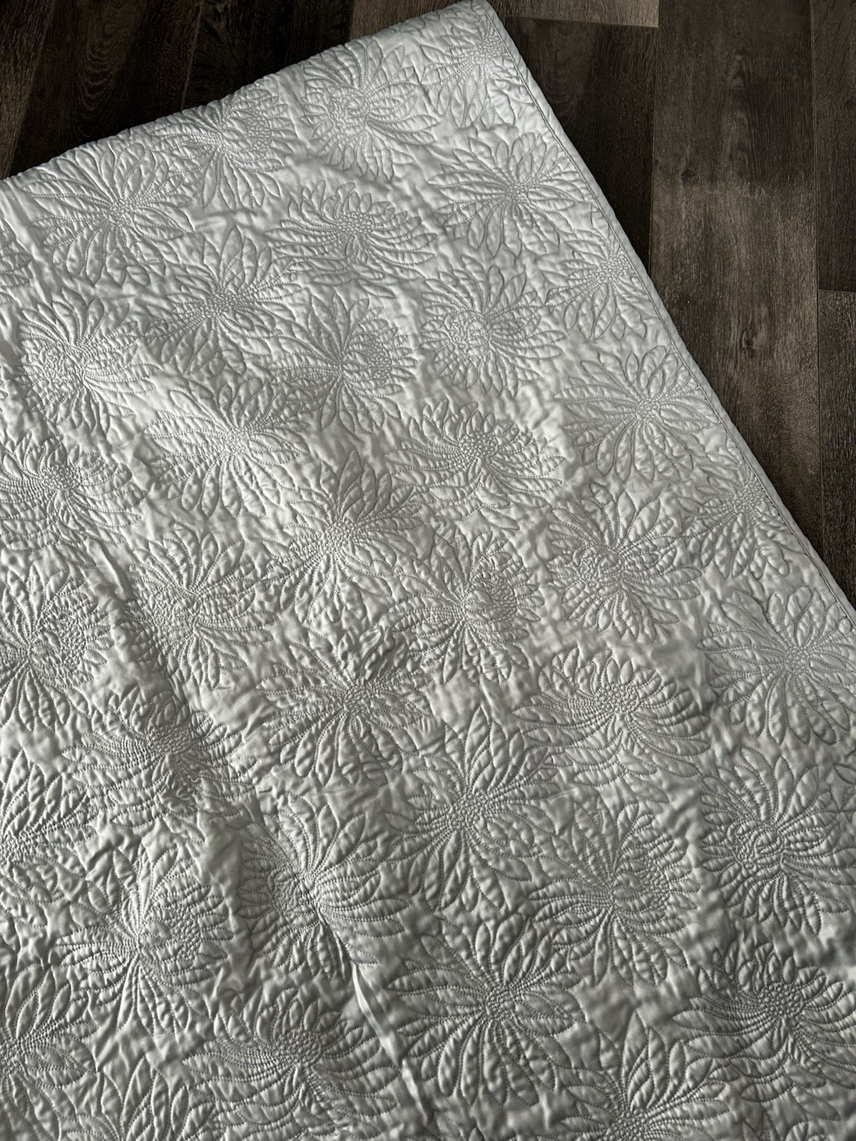 Martha Stewart Full Queen Quilted Bedspread Coverlet Steel Gray Floral w/Sham