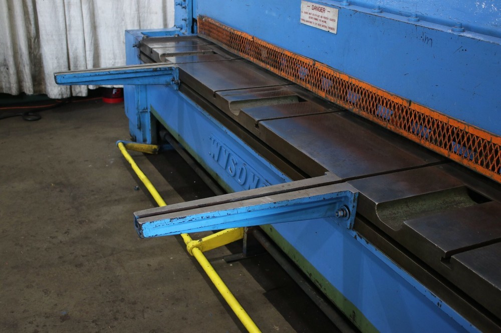 10' X 10 GAUGE WYSONG MODEL #1010HD POWER SQUARING SHEAR: YODER #68711