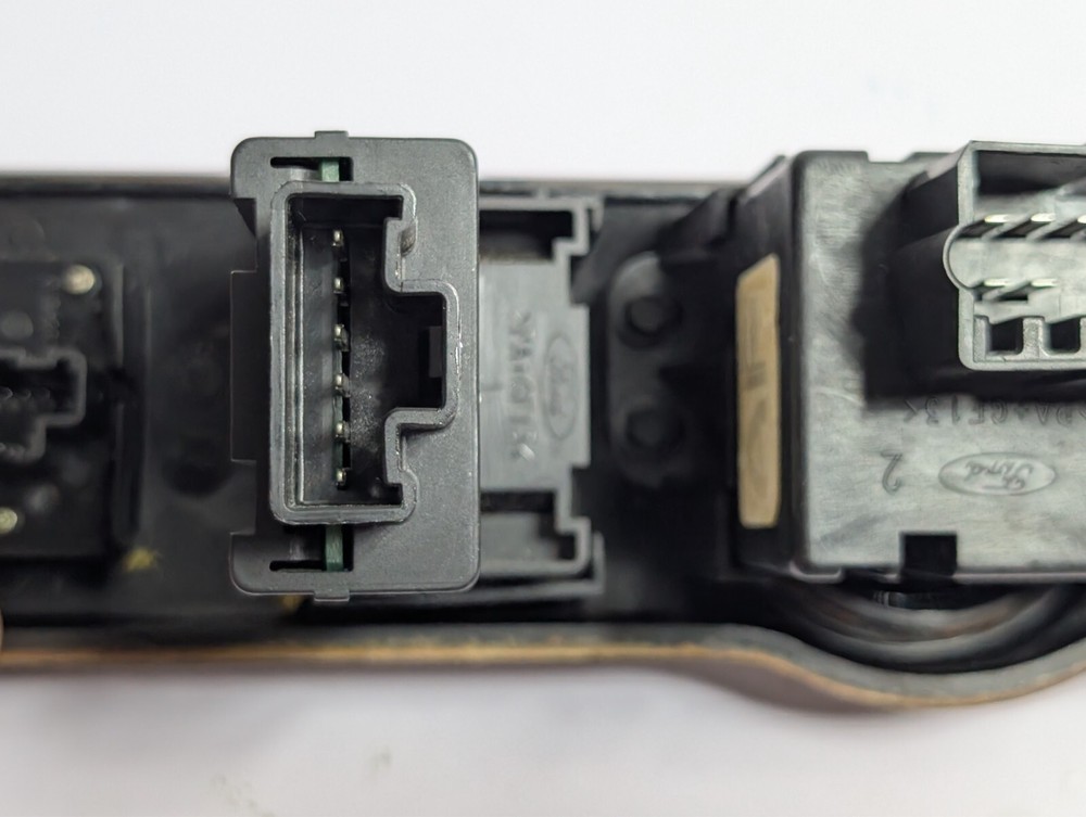 2003 - 2005 Lincoln Aviator Headlight Headlamp Switch Dashboard Left LH Driver