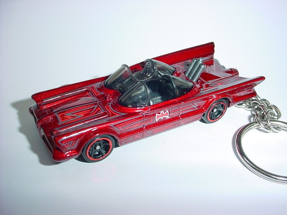 HOT 3D 1966 BATMOBILE CUSTOM KEYCHAIN keyring key ring BATMAN & ROBIN hot wheels