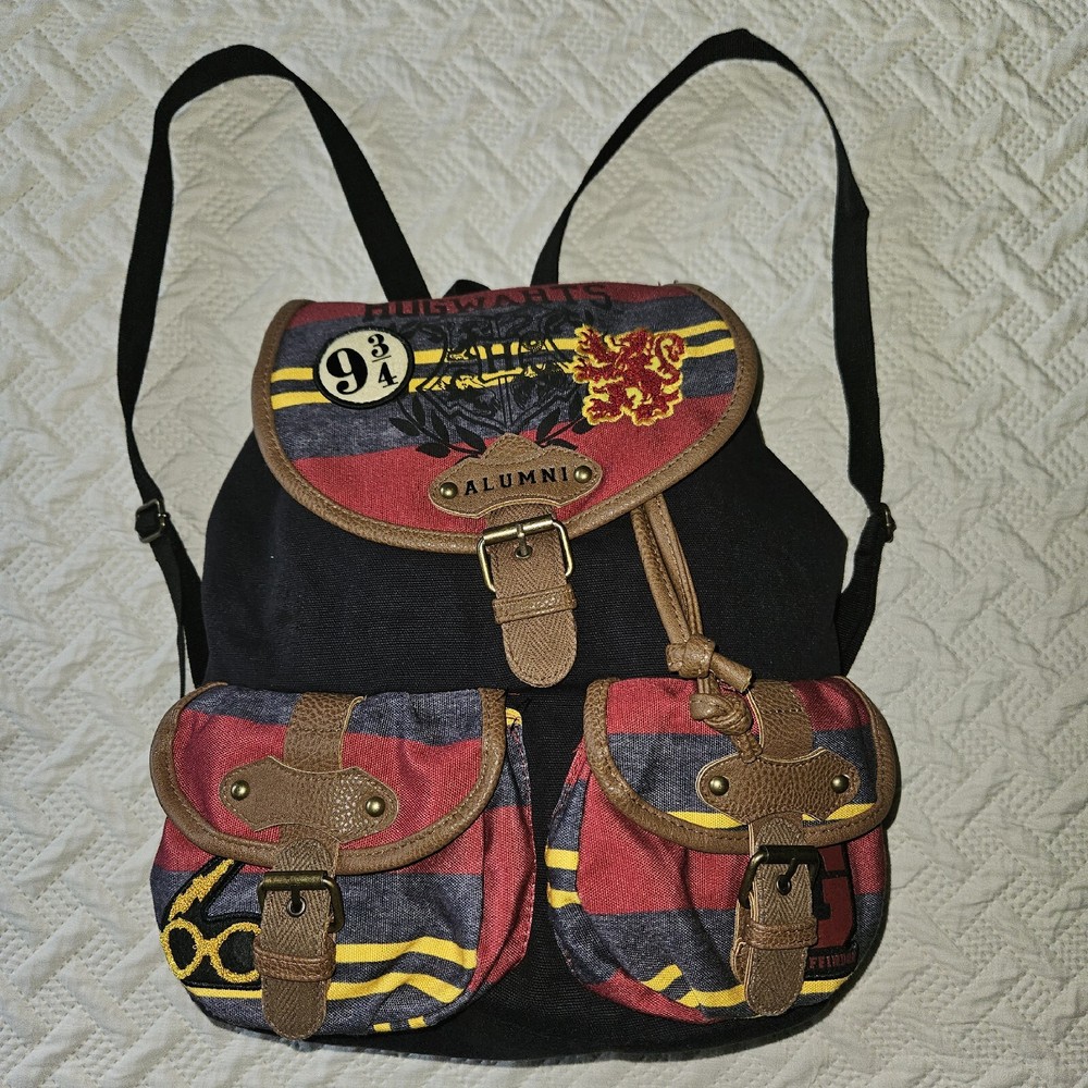 Harry Potter Hogwarts Alumni Satchel Backpack Excellent Condition