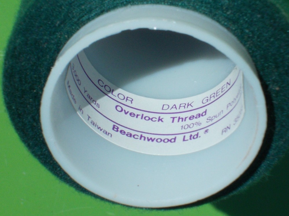 OVERLOCK THREAD SPOOL 100% SPUN POLYESTER 3000 YDS PRICED SEW RIGHT DARK GREEN