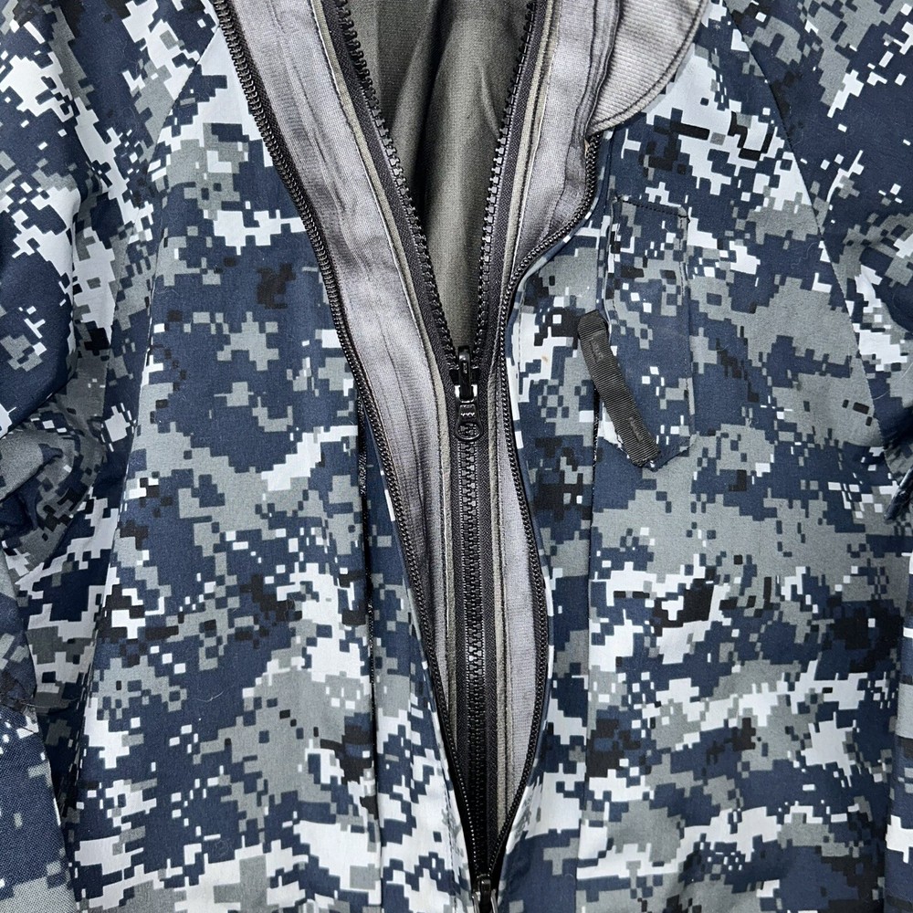 US Navy Working Parka Digital Camo Jacket Size Small X-Long