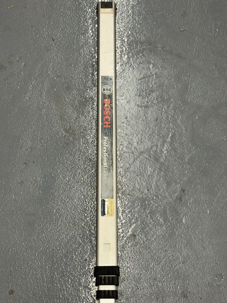 Bosh Laser Level With Tripod