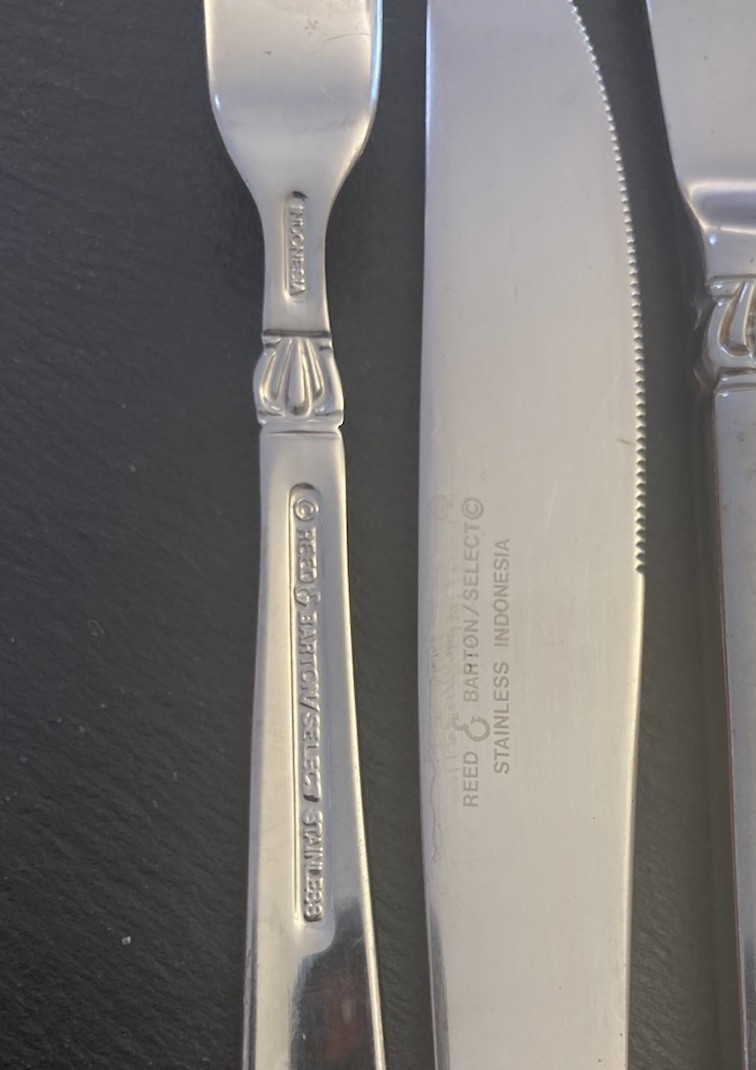 Reed Barton Stainless SANDERLING 12 Pcs SHIPS FREE