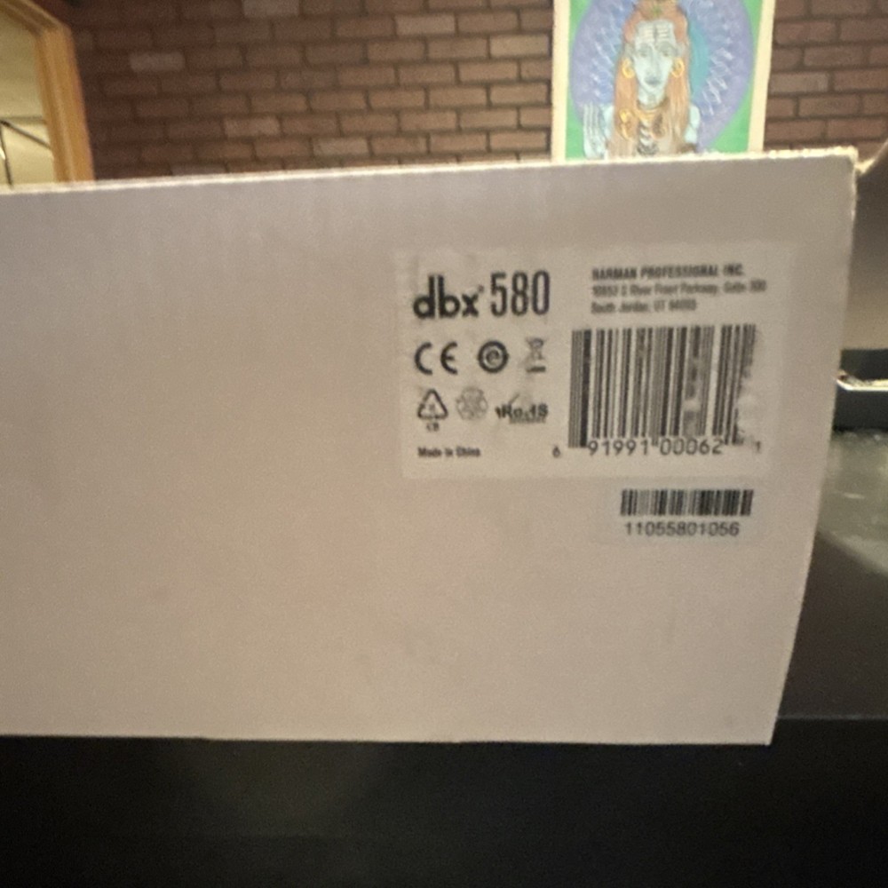 dbx 580 Solid State Microphone Preamp 1-Channel Model 580 Black Harman