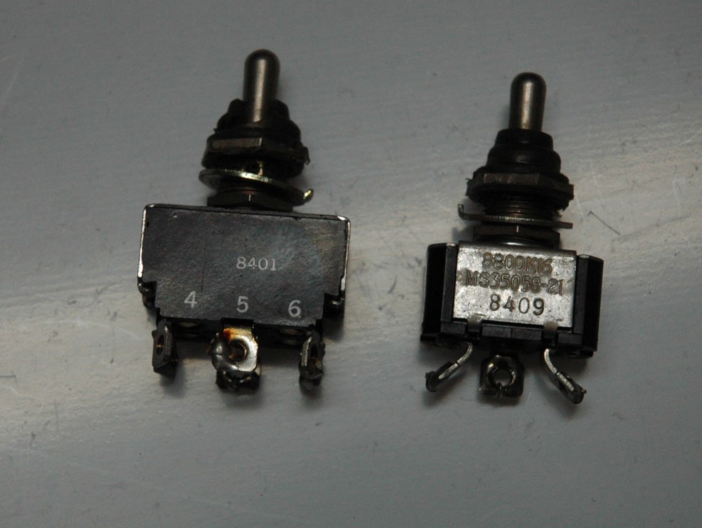 Rockwell Collins PRC515 switches