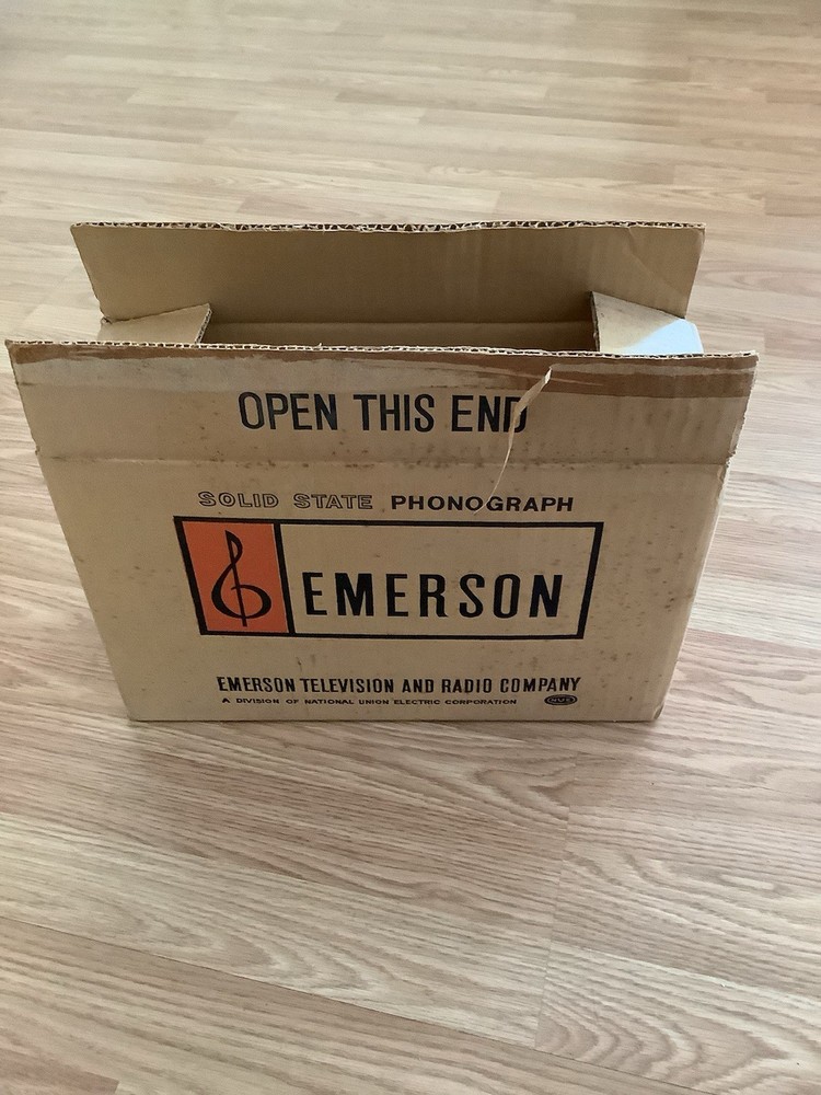 Emerson Phonograph Model 32P16