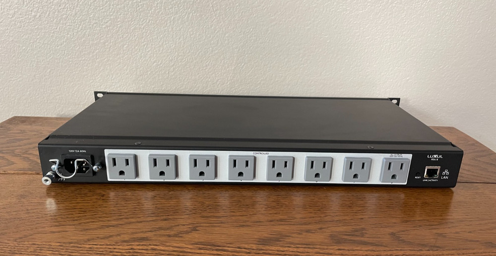 Luxul PDU 8 Power Distribution Unit 8 Controlled Outlets