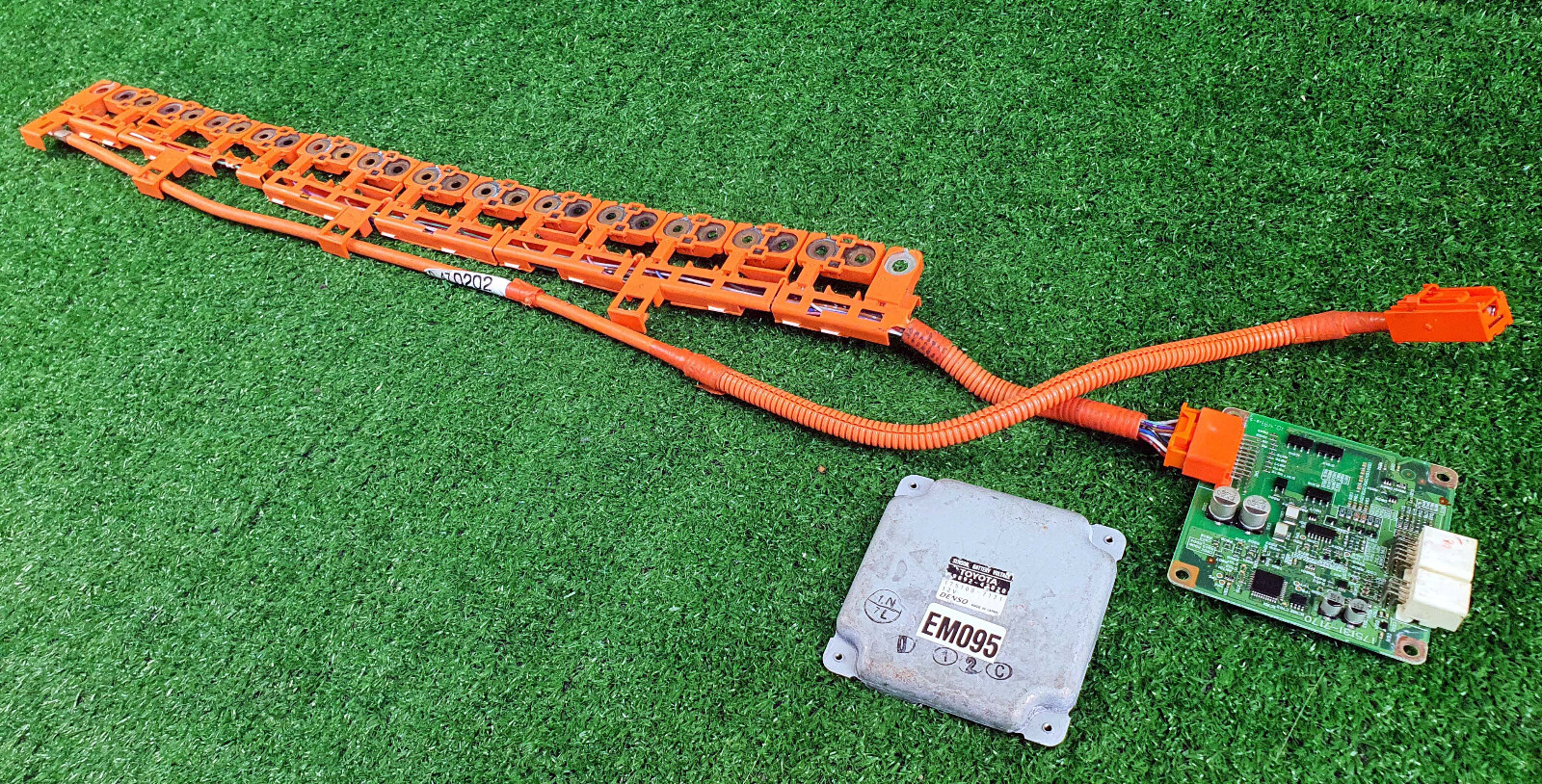 Toyota Prius Hybrid 2010-2015 Bettery Voltage Sensor with harness 89892-47020