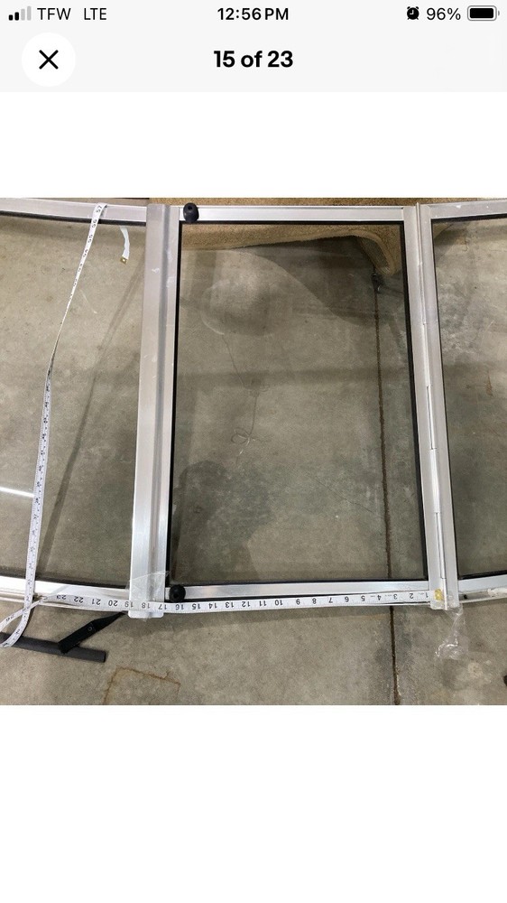 2002 Larson Sei 180 Center Windshield Glass Taylor Made Tempered