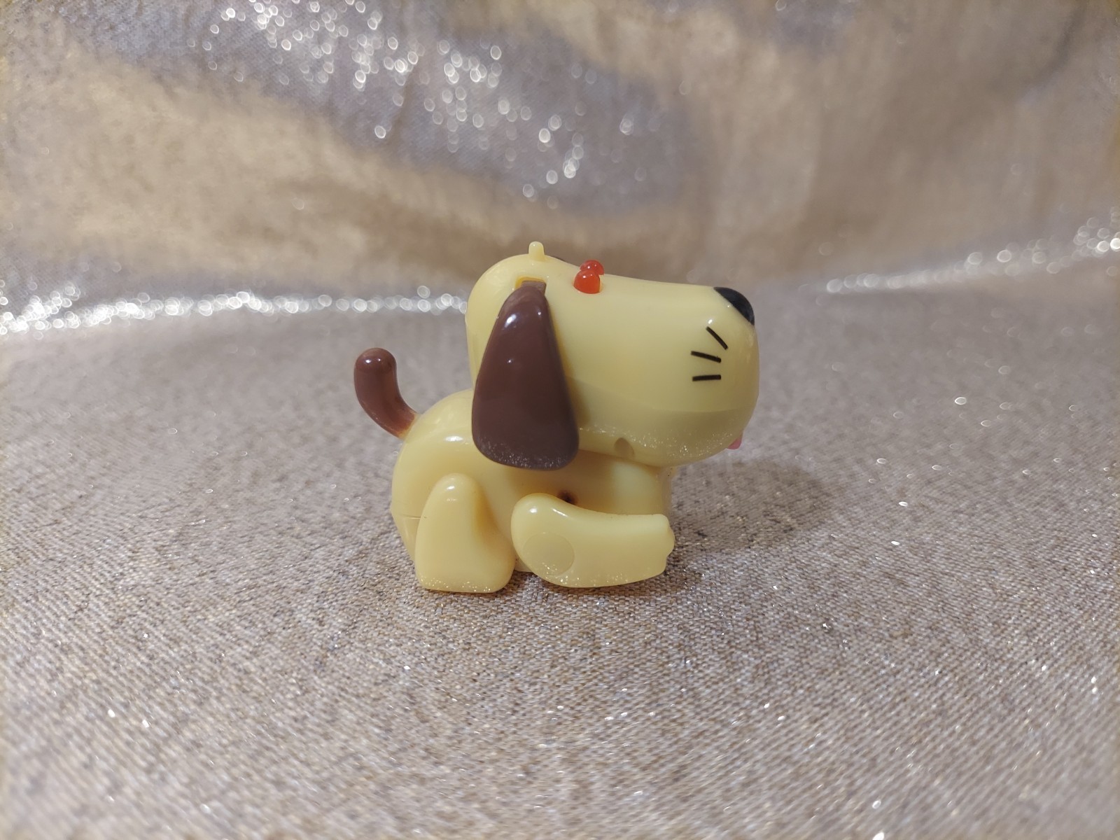 TOMY MicroPets Moshi Yellow Dog Interactive Toy 2002 Series 1 Mini Puppy READ