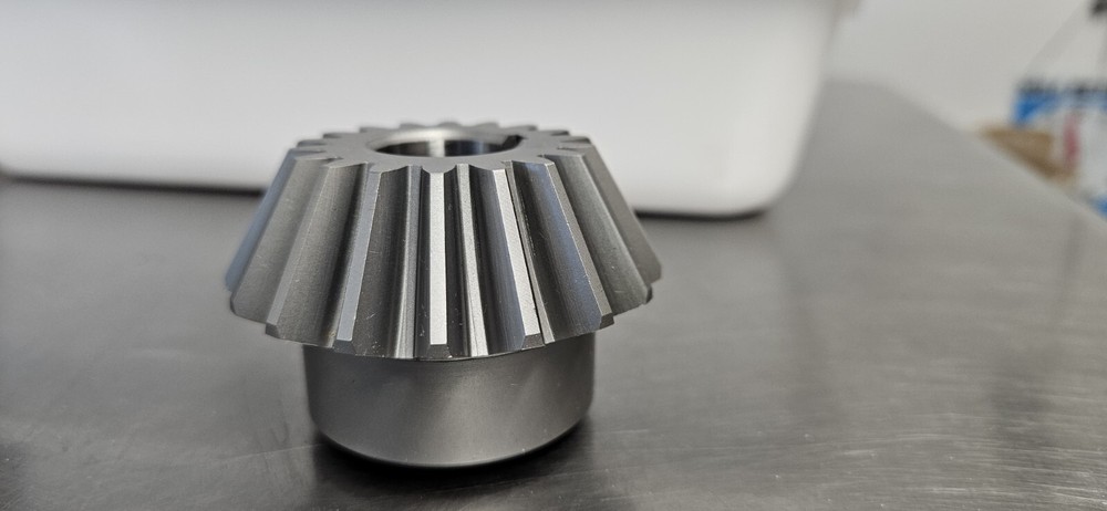 1035016 Univex Gear
