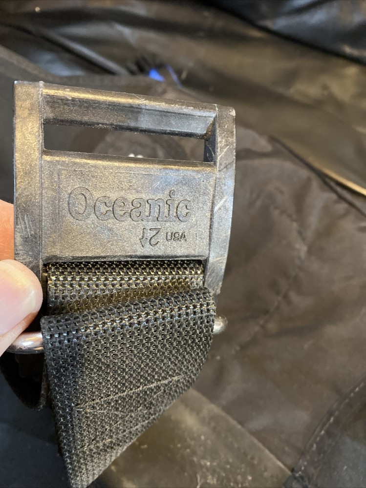 Oceanic Bioflex Flex Large Dive Vest With weight integrated pockets