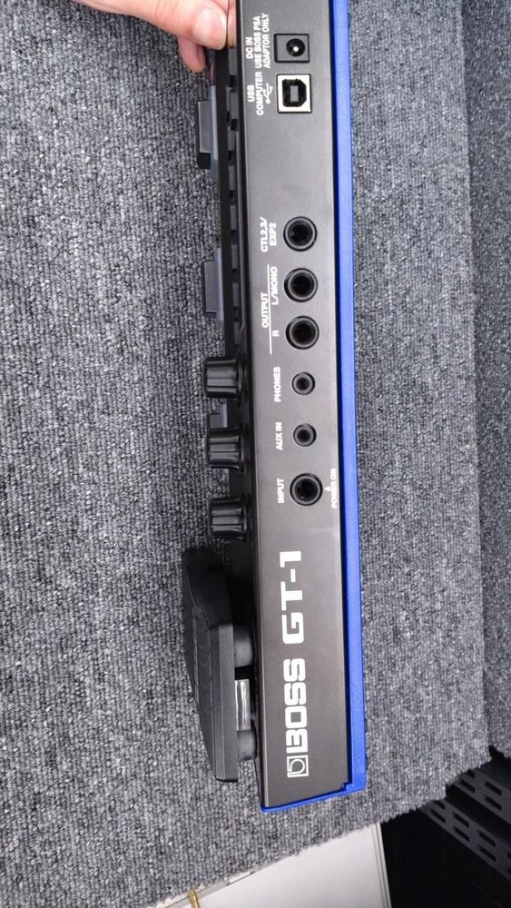 Boss Gt-1 Guitar Effects Processor