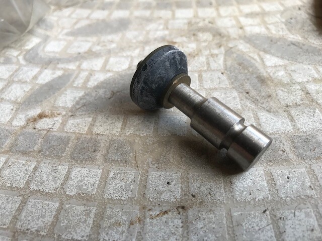 83186434 PISTON