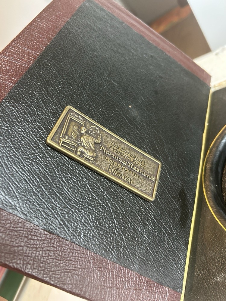 NORMAN ROCKWELL CLOCK INSIDE BOOK BY RIDGEWAY