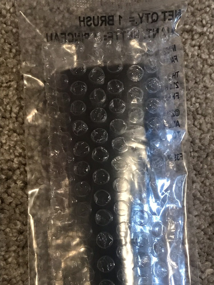 Avon Pro Contour Brush (Sealed)