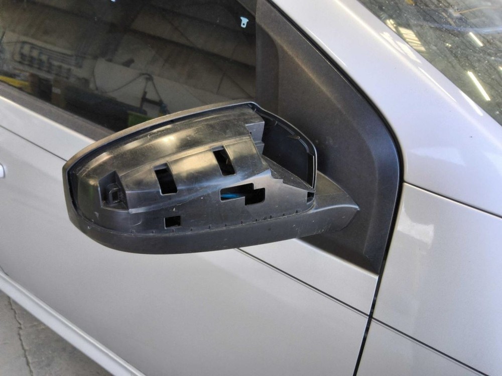 SENTRA 2011 Battery Tray 686750