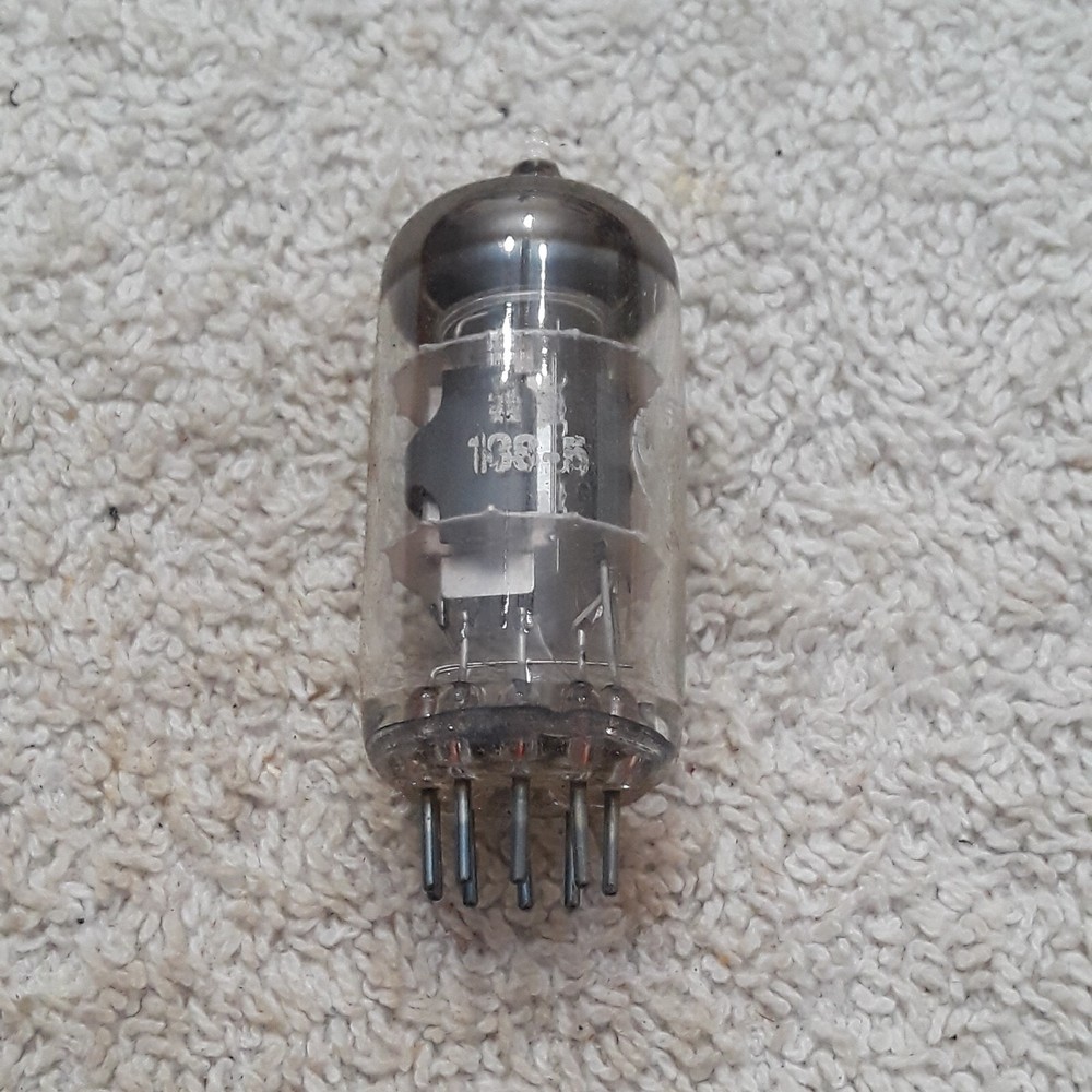 NOS GE 6CU8 Vacuum tube