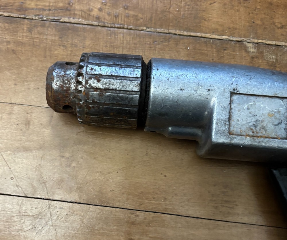 Chicago Pneumatic CP Pneumatic Drill with 33B Jacobs chuck
