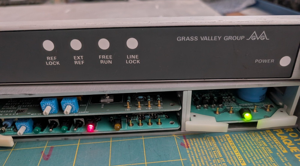 Grass Valley Group 9560 Reference Synchronising Generator, Sync Gen; used, works