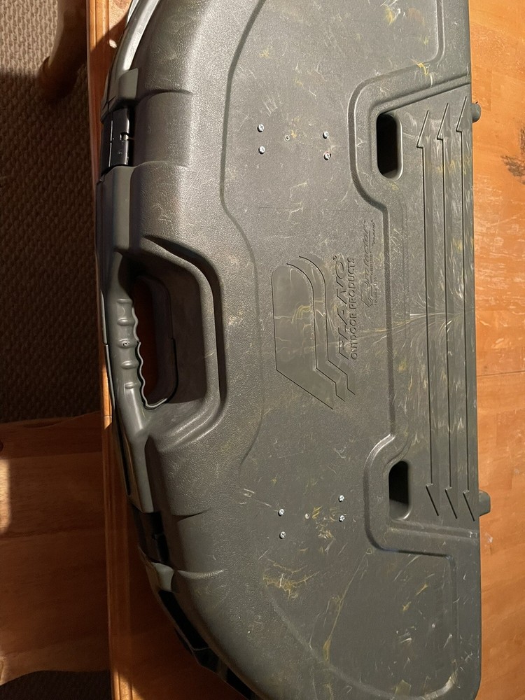 bow and arrow set hunting