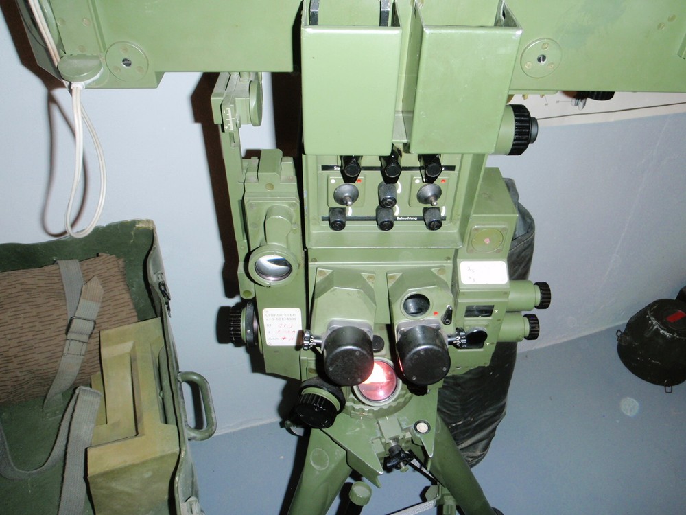 Zeiss OEM-2 artillery range finder