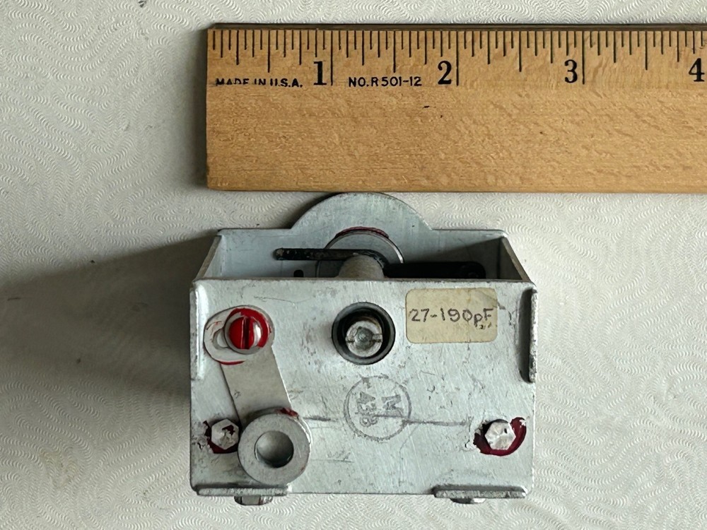 G.I. Corp 7324 Locking Air Variable Transmitting Capacitor (30-200pF @ 2kv)