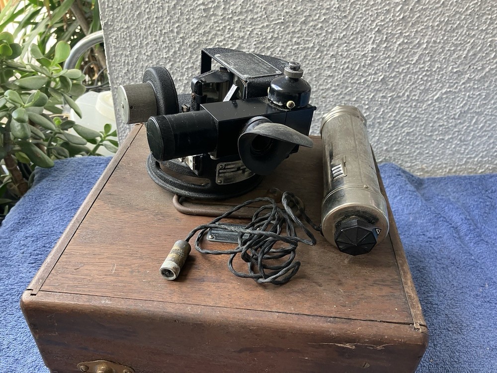 Vintage Sextant Model A-10 US Army Air Forces
