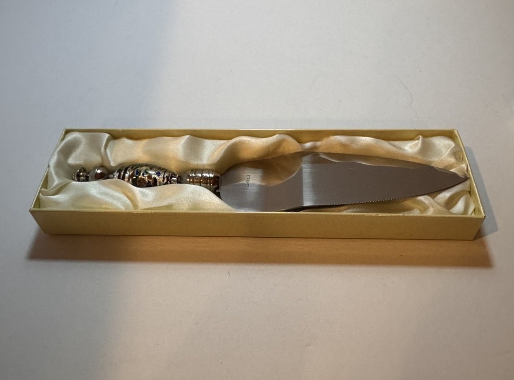 D'Lusso Cake Server with glass handle, in Gift Box