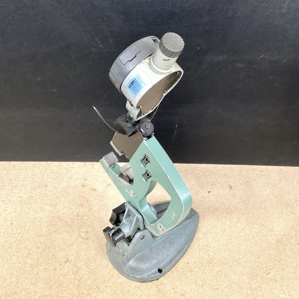 Mitutoyo Digimatic Indicator mounted on a comparator stand Model ID-C125EXB