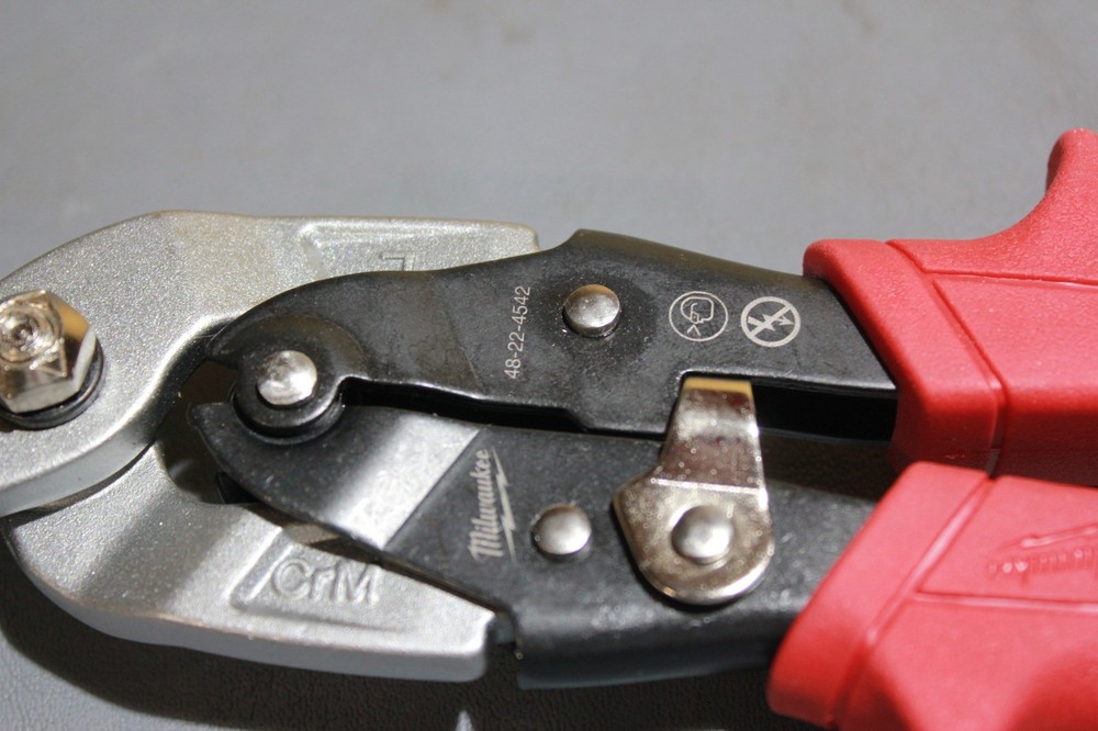 Milwaukee Tool 48-22-4542 Left Cut Offset Aviation Snips