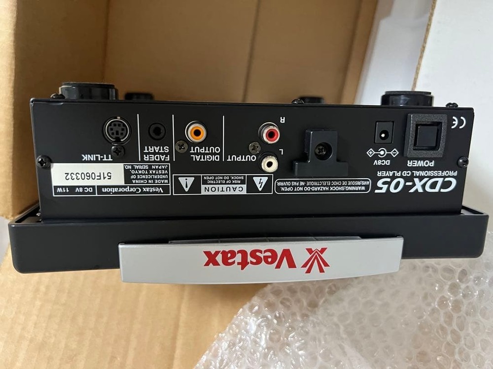 Vestax CDX-05 Professional CD Player DJ Equipment