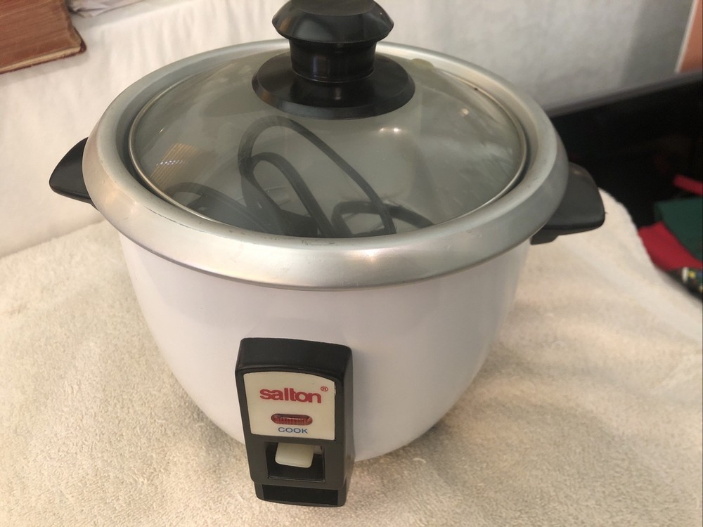Salton Automatic Rice Cooker Steamer Model RA-3