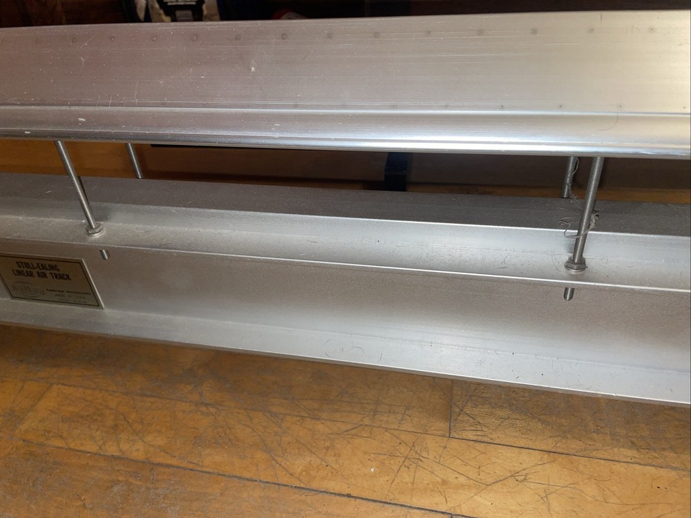 Stull-Ealing Linear Air Track