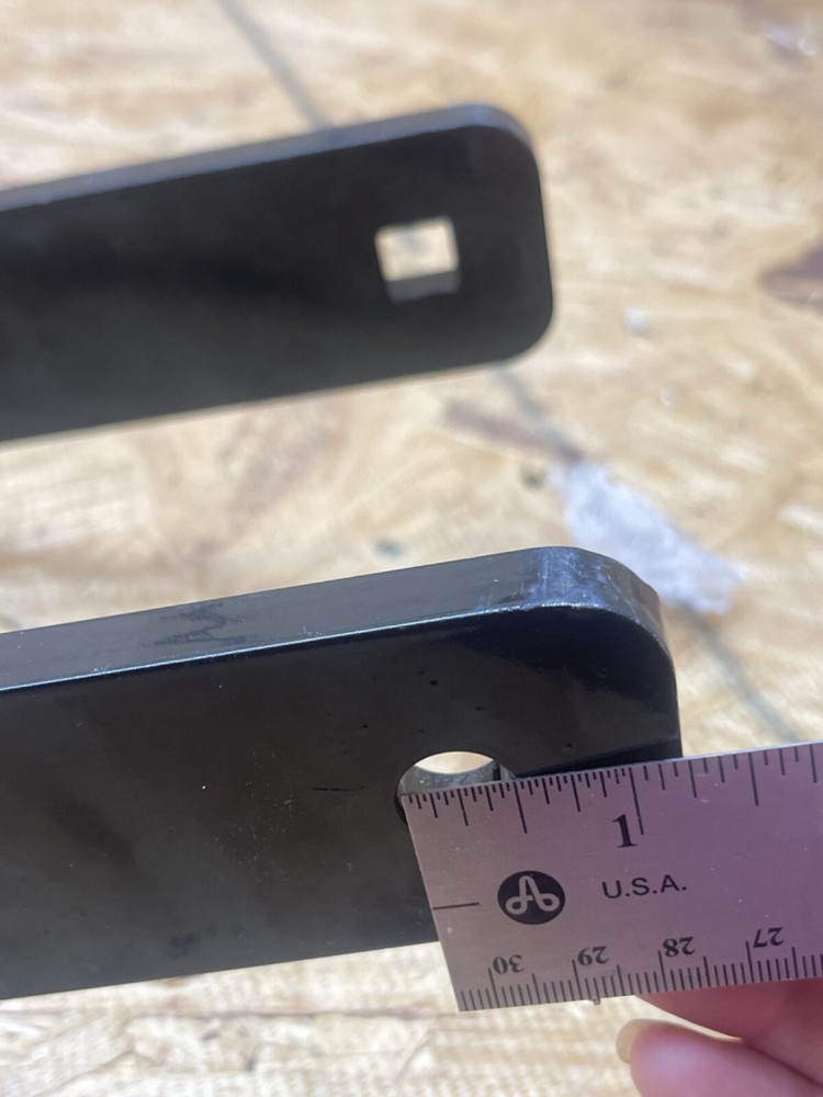 Unmarked Black Wheel Fork 5" wide (H5)