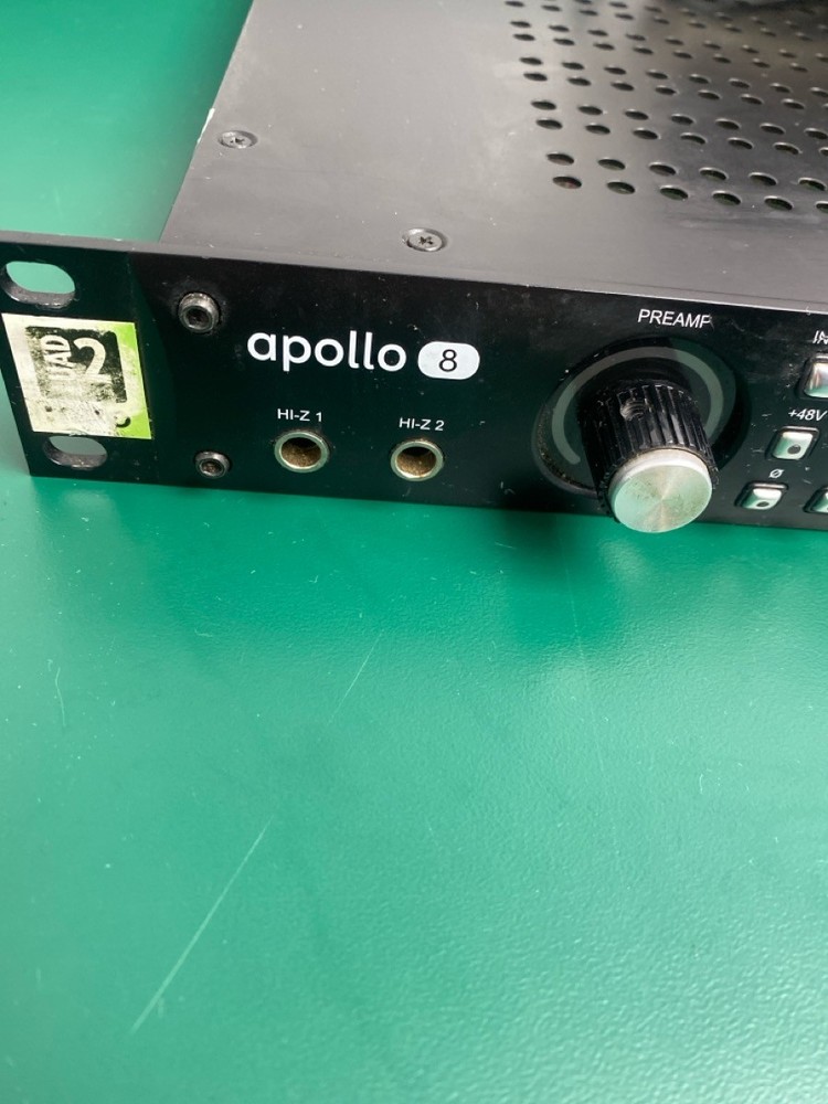 Universal Audio Apollo 8 with Duo Processing Audio Interface 4 MIC L (EZ5002483)