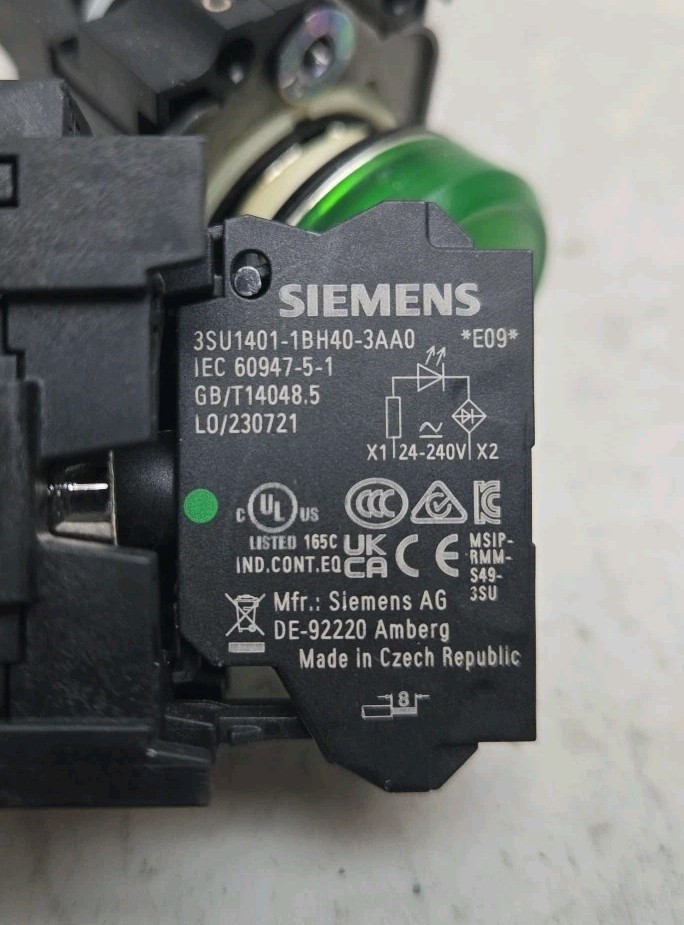 2 Pack Siemens Green Indicator Light With 3SU1401-1BH40-3AA0 Led Module
