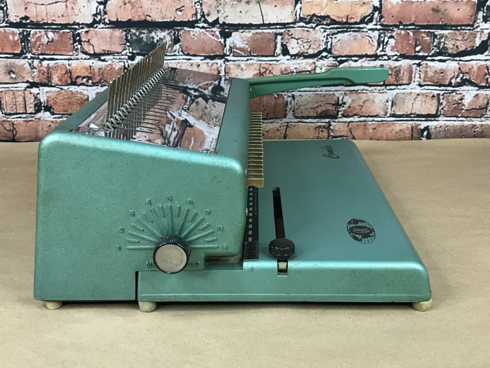 GBC Combo Catalog Binder Binding Machine Model 121KM