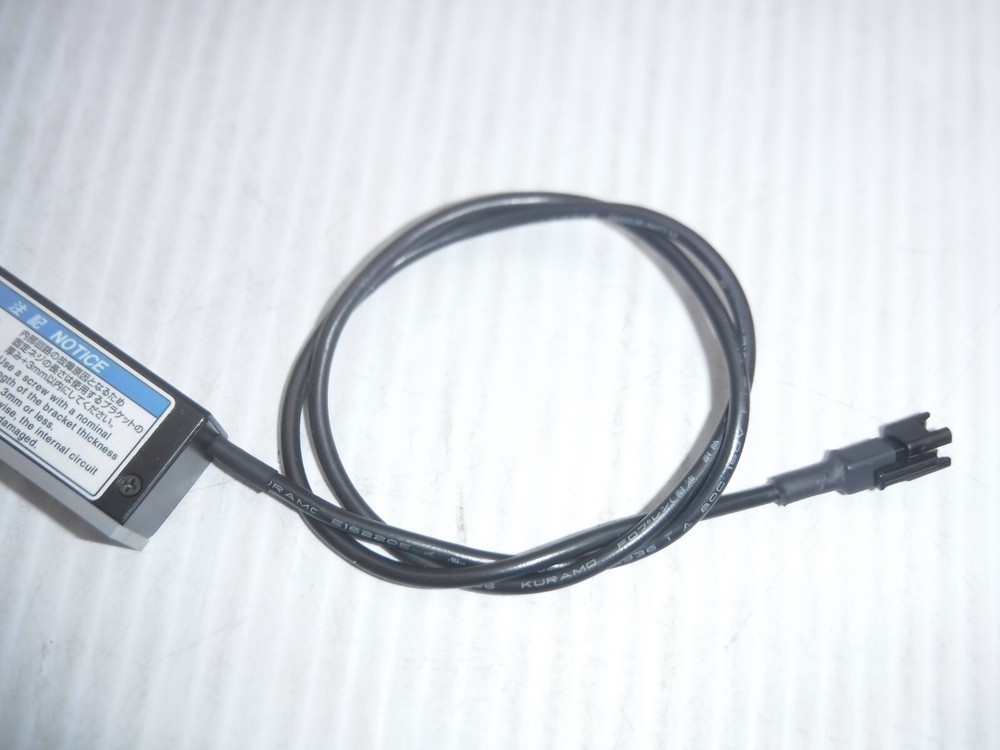 Keyence CA-DBW13 White LED Bar Depth: M3 Max: 3mm