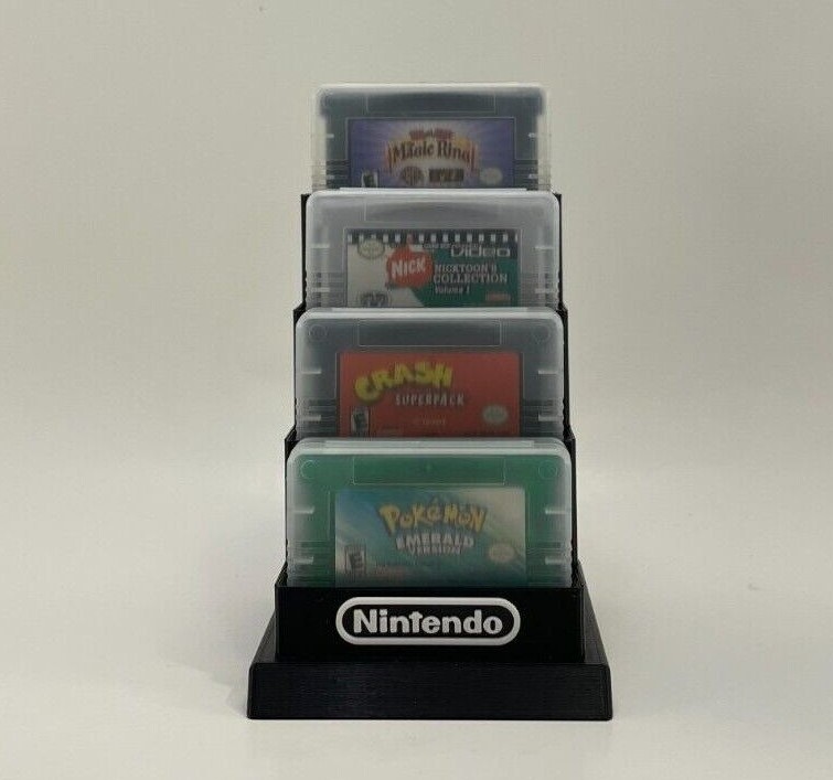 Game Boy Advanced SP 8 Game's in Protective Case's - DISPLAY ONLY (Customize)