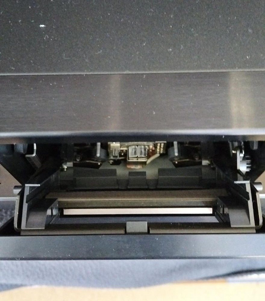 TEAC V-9000 cassette deck